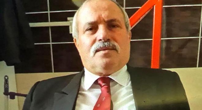 Kızını almaya okula gitti, cipinde beklerken fenalaşıp öldü