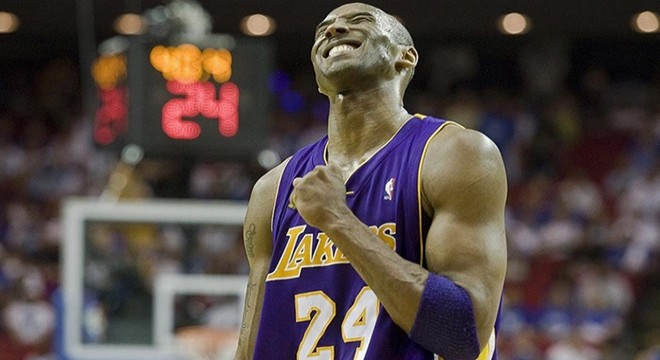 Kobe Bryant'ın yüzüğü rekor fiyata satıldı