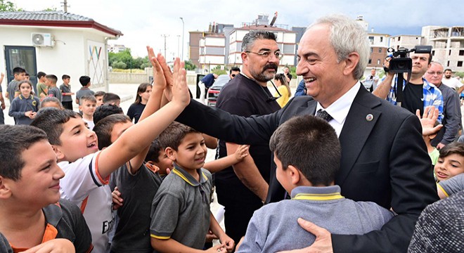 Kocagöz, okul ziyaretinde talepleri yerinde çözdü