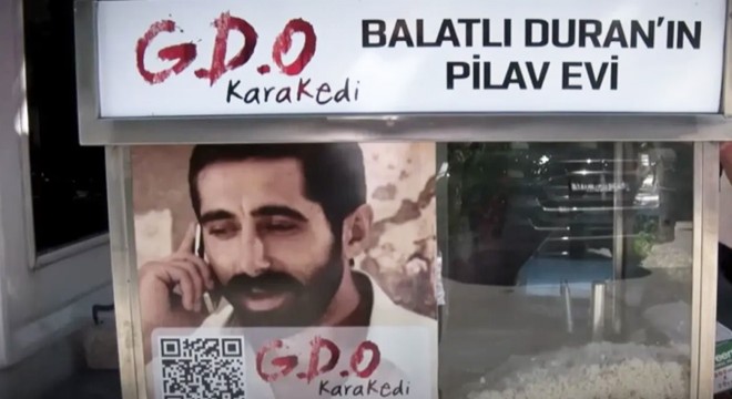 Kolpaçino'nun yıldızı sokak pilavcısı oldu
