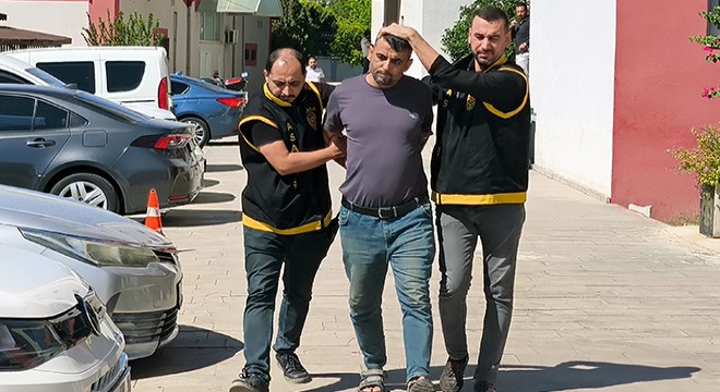 Komşusunu, otomobilini evinin önüne park ettiği için öldürmüş