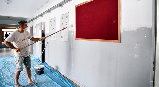 Konyaaltı'ndan okullara bakım-onarım desteği