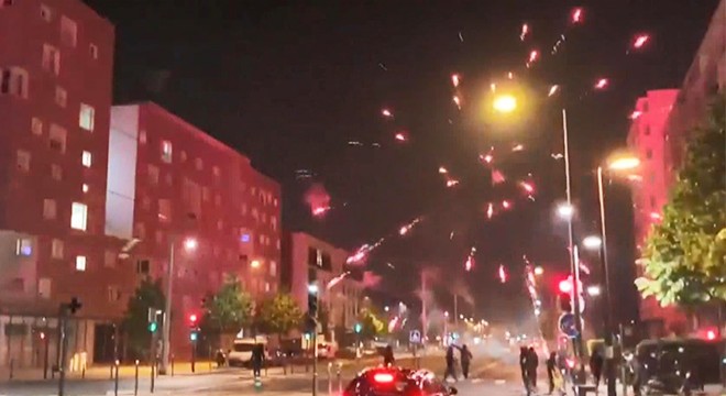 Koronavirüs Fransa'yı karıştırdı