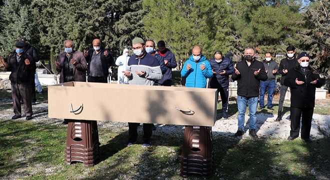 Koronavirüse yenilen Kore Gazisi'ne son görev