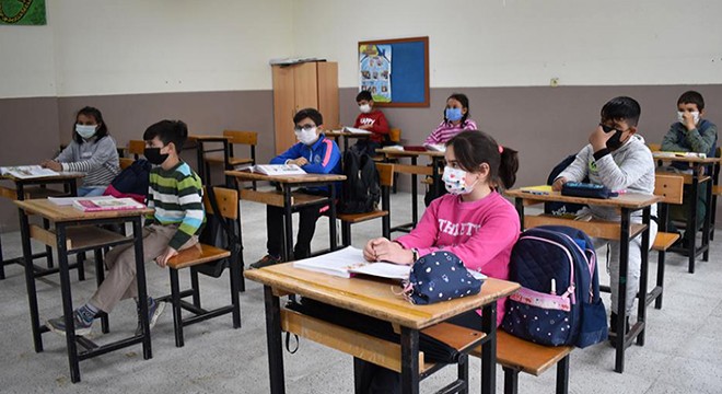 Köy okullarında eğitim başladı