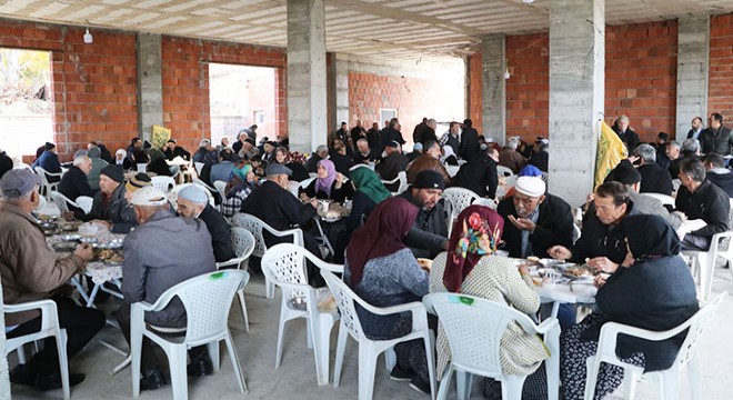 Köylülerden birlik beraberlik yemeği