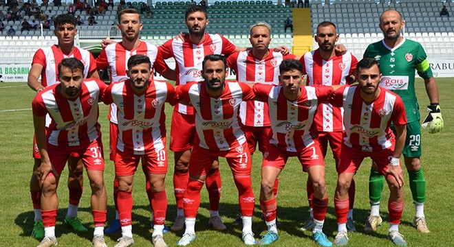 Kumluca BAL'da kaldı