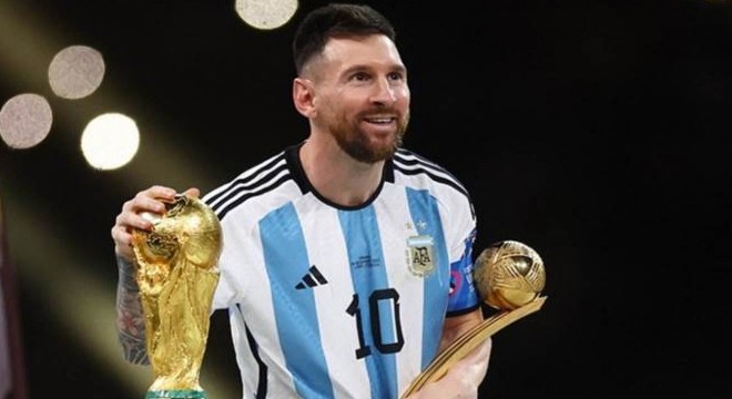 Lionel Messi'nin formasına rekor fiyat!