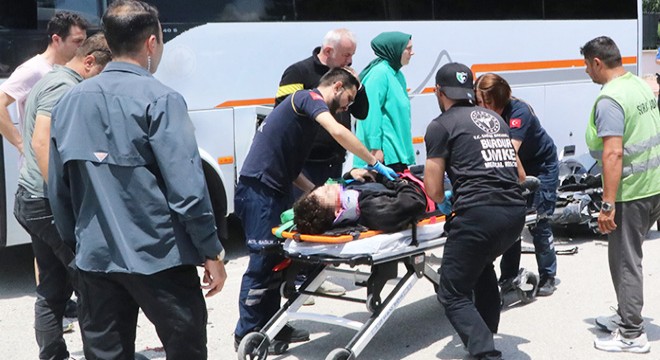 Lise öğrencisi motosiklet kazasında ağır yaralandı