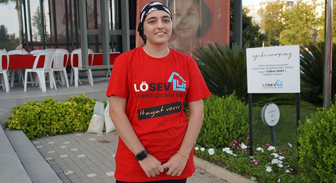 Lösemiyi yendi, Antalya'da aşçılık hayaline koşuyor