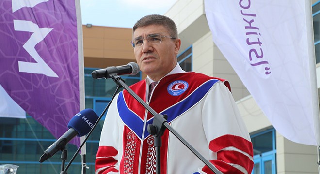 MAKÜ'de eğitim öğretim yılı başladı