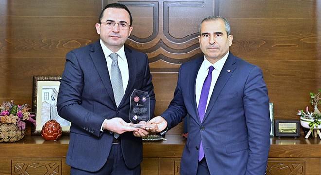 MATSO, TOBB tarafından plaketle ödüllendirildi