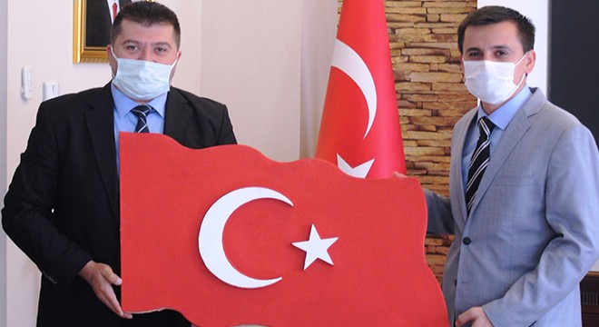 MHP'den Kaymakam Durgut'a ziyaret