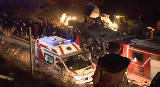 Makedonya'da otobüs şarampole yuvarlandı: 13 ölü