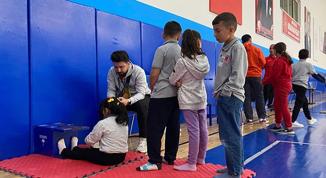 Manavgat'ta öğrencilere sportif tarama