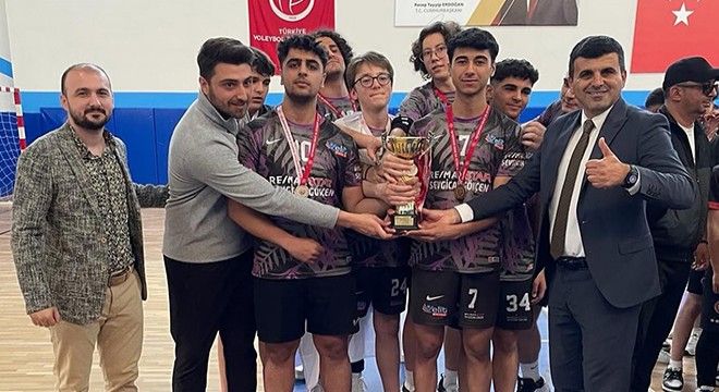 Manavgat'ta okul sporları turnuvası tamamlandı