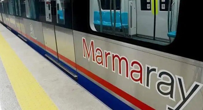Marmaray'da bir kişi intihar etti