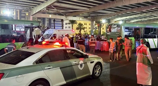 Mekke'de otobüs Türk kafileye çarptı: 1 ölü, 2 yaralı