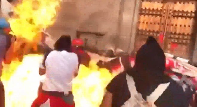 Meksika’da Kadınlar Günü'nde molotofkokteyli atıldı: 4 yaralı
