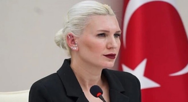 Melek Subaşı'dan Yeni Parti kararı