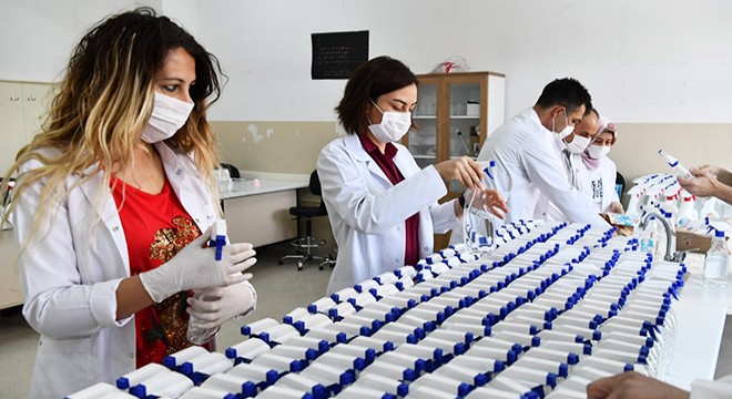 Meslek liselerinden pandemi ile mücadeleye büyük katkı