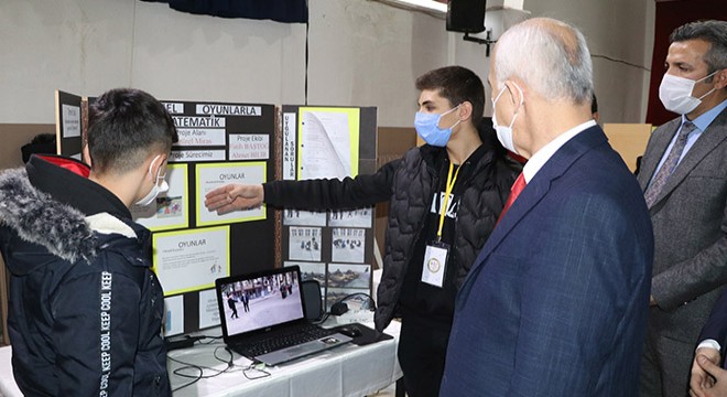 Mesleki ve Teknik Anadolu Lisesi'nde bilim fuarı