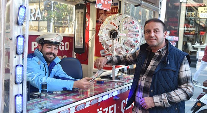 Milli Piyango Yılbaşı biletlerine yoğun ilgi