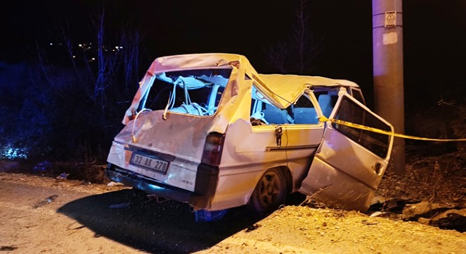 Minibüs takla attı: 1 ölü, 3 yaralı