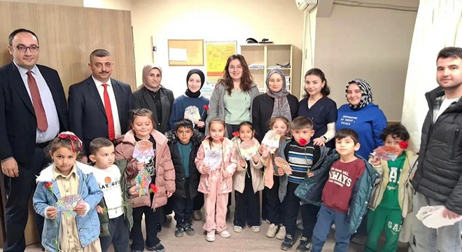 Minik öğrencilerin hastane ziyareti