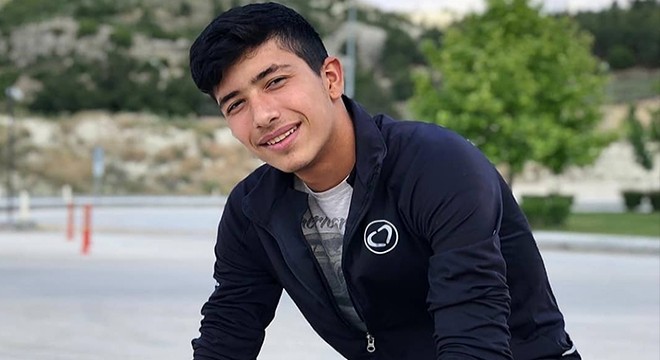 Motosiklet sürücüsü Fırat, kurtarılamadı