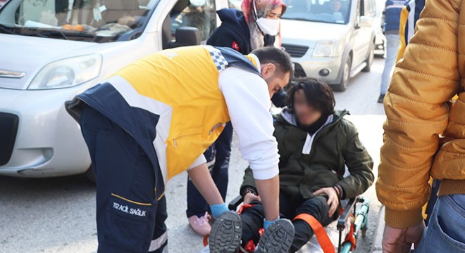 Motosikletiyle yayaya çarptı