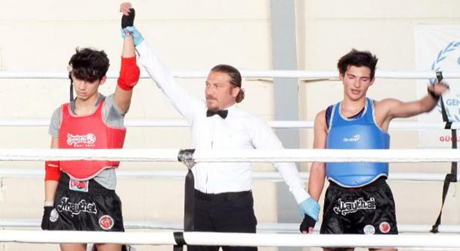 Muay Thai sporcuları Serik'te yarıştı