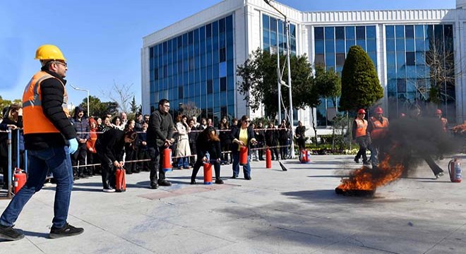 Muratpaşa Belediyesi'nde yangın tatbikatı