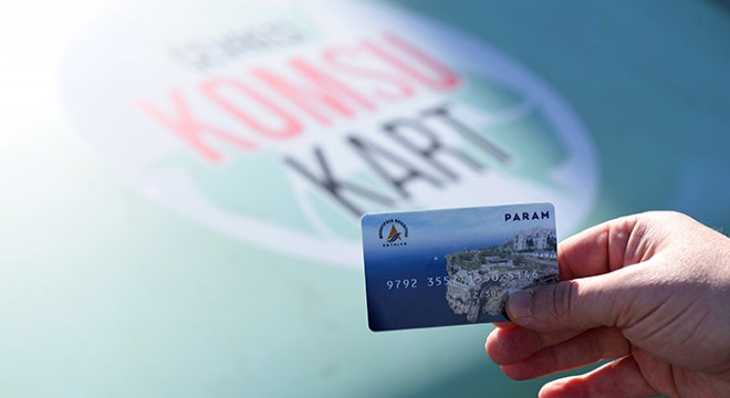 Muratpaşa'nın Çevreci Komşu Kart'ı ağaçları da koruyor
