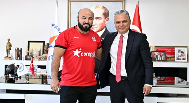 Muratpaşa yine şampiyonluğa yürüyor