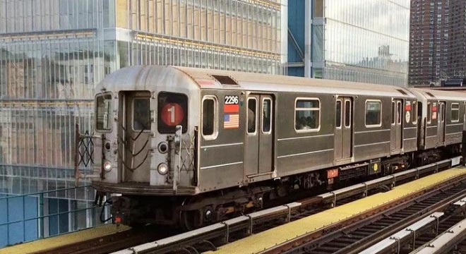 New York metrosunda silahlı saldırı