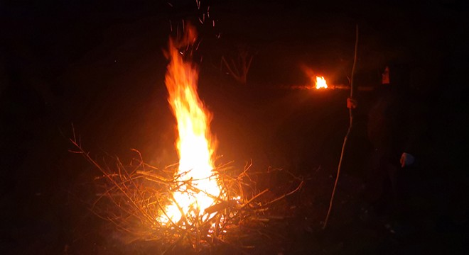 Nisan ortasında çiftçiler zirai don nöbeti tuttu