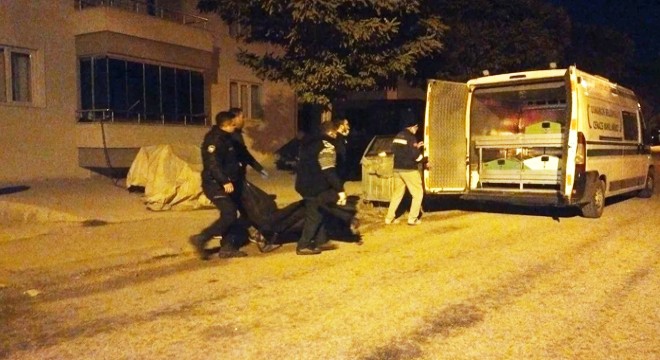 Not bırakıp evi ateşe verdi: Biri çocuk iki ölü