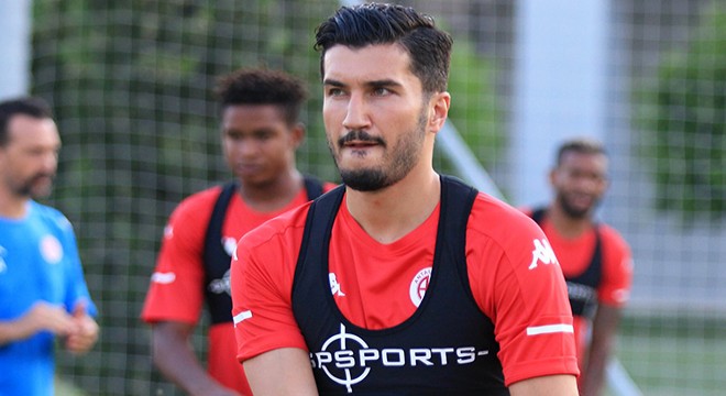 Nuri Şahin ile Lukas Podolski arasındaki buzlar eridi