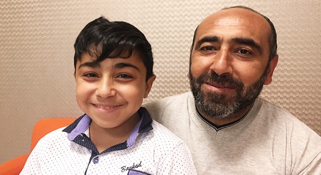 Oğluna böbreğini vermek için 'yaşlanmayı' bekledi