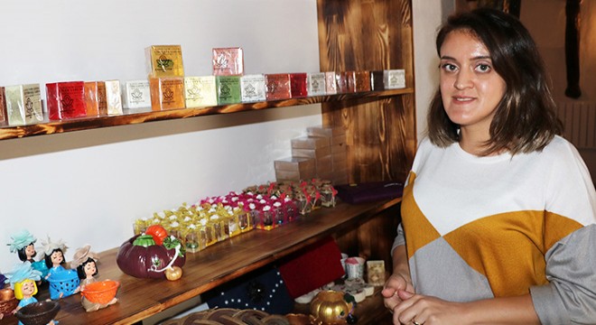 Öğrencilerin bursu 'albikere.com'dan