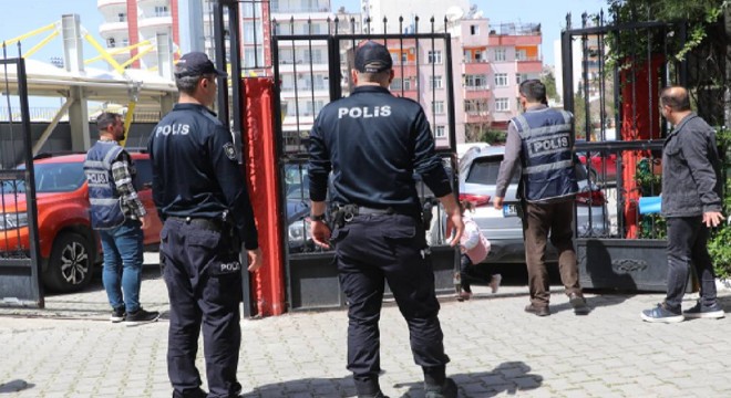 Okul ismi verip, 'Sıra bende' paylaşımı yaptılar