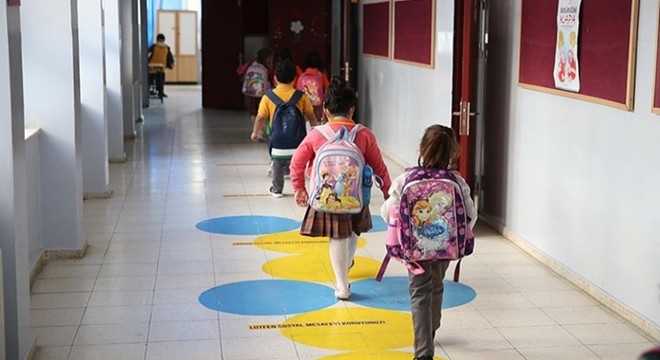 Okullarda yeni dönem: Kılık kıyafet yönetmeliği değişti