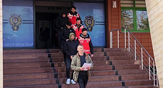 Önce bulaşık makinesini, sonra parasını kaptırdı