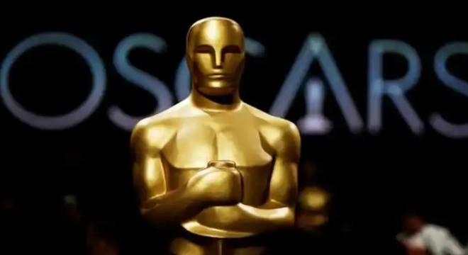 Orson Welles'in 'replika' Oscar'ı 645 bin dolara satıldı