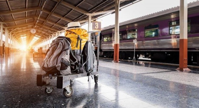 Orta Boy Valiz Seçiminde Dikkat Edilmesi Gerekenler ve DalÇanta'nın Öne Çıkan Modelleri