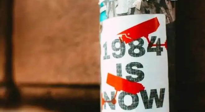 Orwell'in '1984'ünü iade etti: İnternet kelimesini eklerseniz 2023 gibi