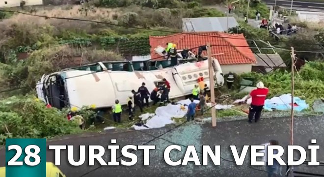 Otobüs kazası; 28 turist can verdi