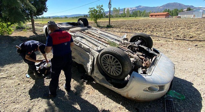 Otomobil şarampole devrildi: 1 yaralı