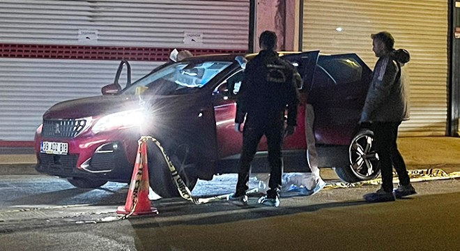 Otomobildeki tartışma kanlı bitti: 2 ölü, 1 ağır yaralı